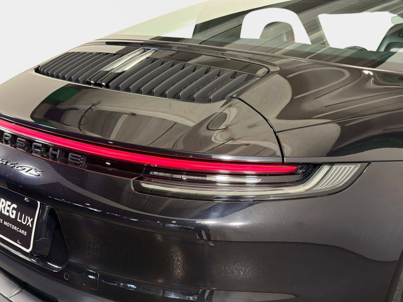 Used 2024 Porsche 911 Targa 4 GTS AWD/4WD image 17