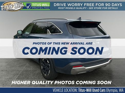 Used 2024 Kia Sorento S w/ Panoramic Sunroof Package image 3