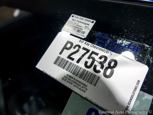 Used 2024 Volkswagen Jetta Sport image 32