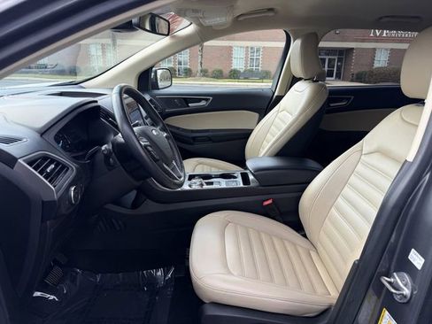 Used 2022 Ford Edge SEL AWD/4WD image 13