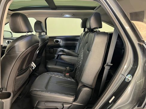 Used 2021 Kia Sorento SX Prestige image 14