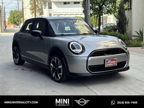 Certified 2025 MINI Cooper S image 1