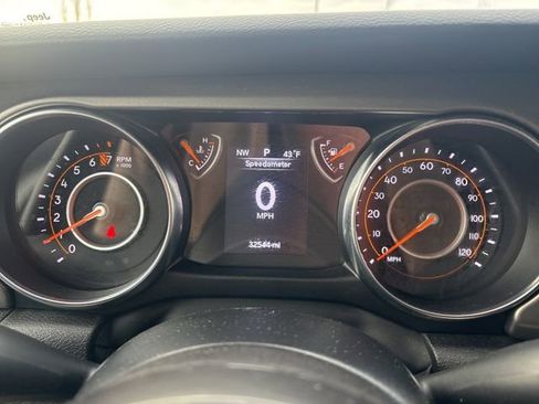 Used 2022 Jeep Gladiator Sport image 57
