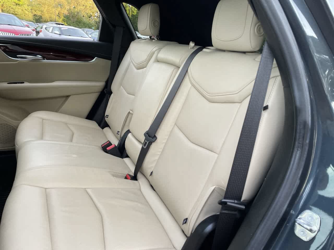 Used 2019 Cadillac XT5 Luxury FWD image 19