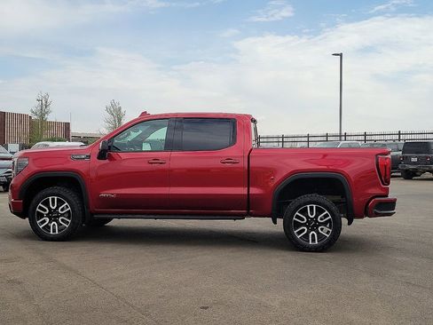 Used 2023 GMC Sierra 1500 AT4 w/ AT4 Premium Package image 2