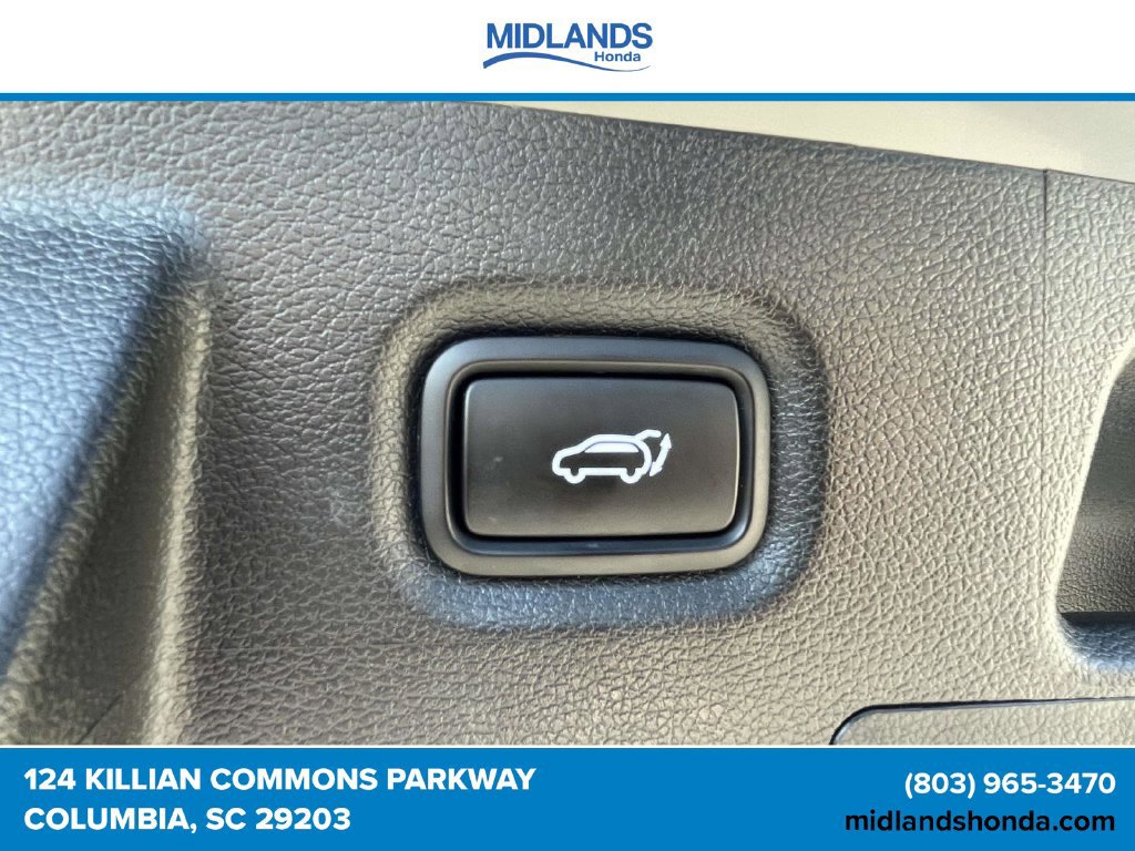 Used 2023 Hyundai Santa Fe Limited w/ Cargo Package FWD image 10