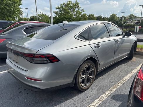 Used 2023 Honda Accord EX image 3