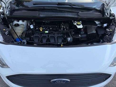 Used 2019 Ford Transit Connect XLT image 31