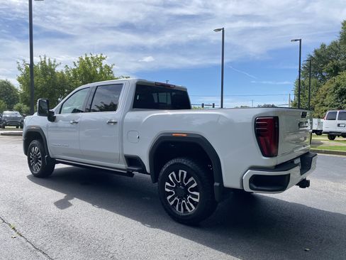 Used 2026 GMC Sierra 2500 Denali Ultimate AWD/4WD image 7