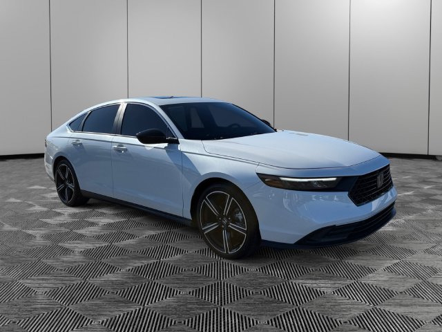 Used 2023 Honda Accord Sport image 7