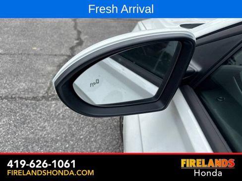 Used 2026 Volkswagen Jetta Sport FWD image 12