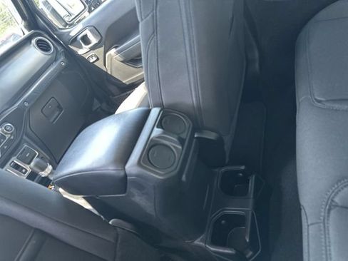 Used 2023 Jeep Wrangler Sport AWD/4WD image 23