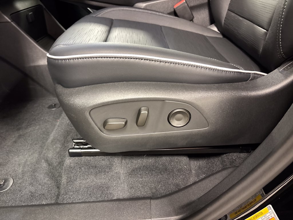 New 2026 Buick Enclave Sport Touring w/ Power Package FWD image 25