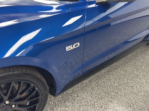 Used 2018 Ford Mustang GT Premium RWD image 29