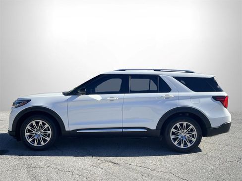 New 2026 Ford Explorer Platinum image 25