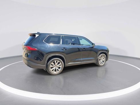 Certified 2024 Toyota Grand Highlander AWD image 8