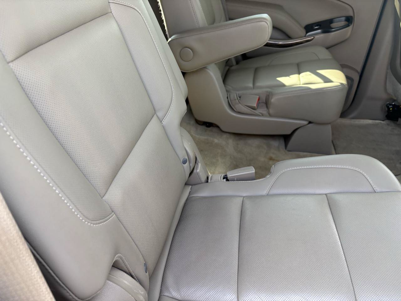 Used 2015 GMC Yukon SLT w/ Open Road Package AWD/4WD image 56