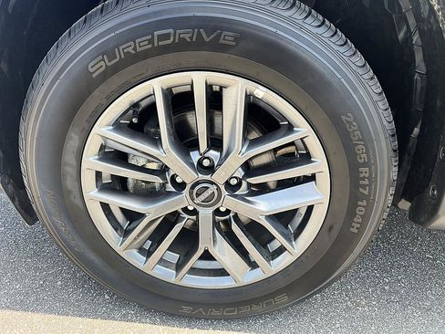 Certified 2024 Nissan Rogue S AWD/4WD image 9