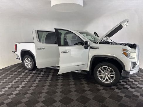 Used 2021 GMC Sierra 1500 SLT AWD/4WD image 12