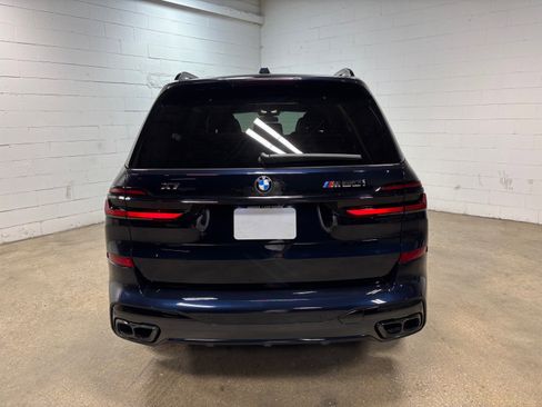 Used 2024 BMW X7 M60i AWD/4WD image 8