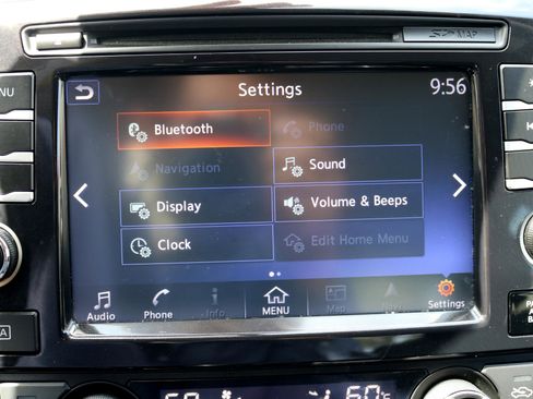 Used 2017 Nissan Maxima 3.5 SV image 28