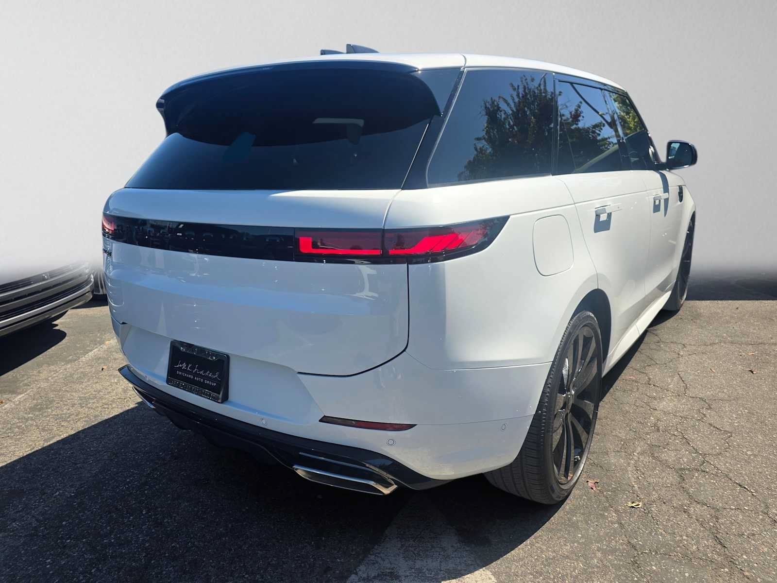 New 2026 Land Rover Range Rover Sport Dynamic SE AWD/4WD image 5
