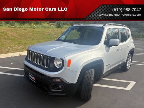 Used 2018 Jeep Renegade Latitude w/ UConnect 8.4 Nav Group image 1