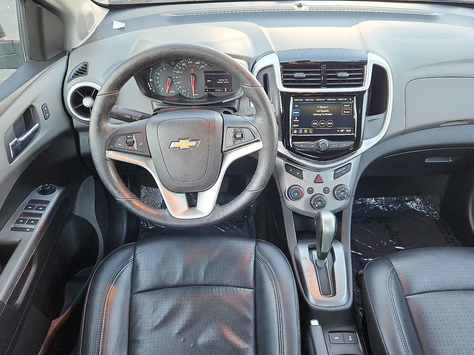 Used 2018 Chevrolet Sonic Premier FWD image 11