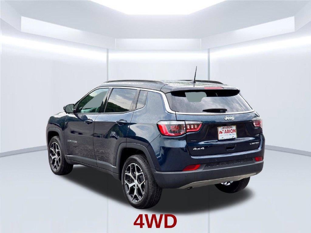 Used 2024 Jeep Compass Limited AWD/4WD image 16