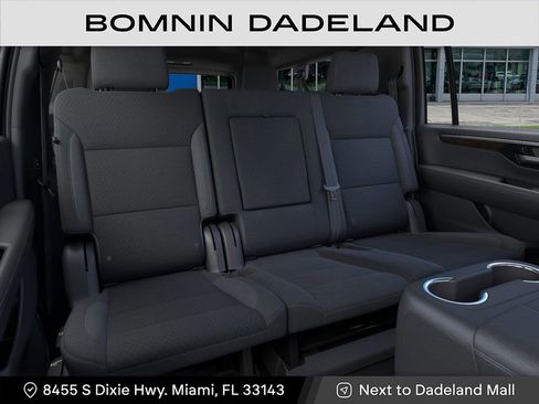 New 2026 Chevrolet Suburban LS image 17
