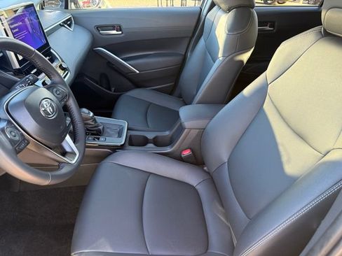 Used 2026 Toyota Corolla Cross XLE w/ Convenience Package FWD image 10