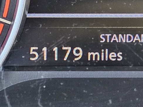 Used 2024 Nissan Rogue S image 24