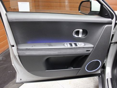 Used 2023 Hyundai Ioniq 5 Limited image 13