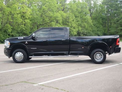 Used 2021 RAM 3500 Laramie w/ Safety Group B AWD/4WD image 22