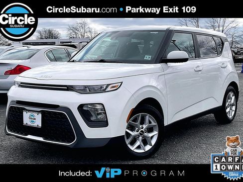 Used 2022 Kia Soul LX w/ Technology Package image 1