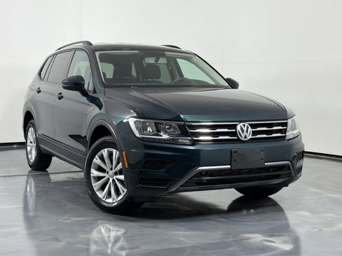 Used 2018 Volkswagen Tiguan S AWD/4WD image 2