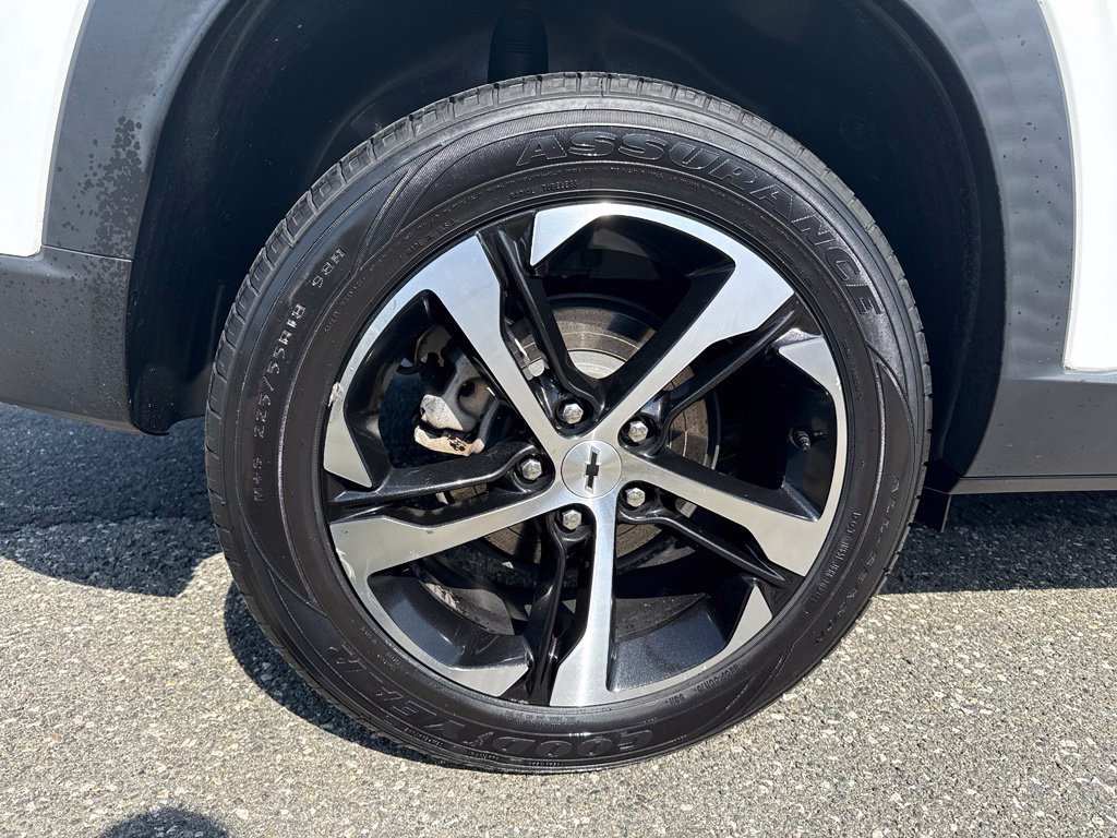 Used 2024 Chevrolet Trax RS w/ Driver Confidence Package FWD image 16