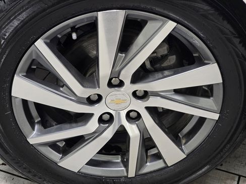 Used 2022 Chevrolet Equinox LT image 9