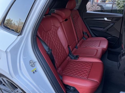 Used 2020 Audi SQ5 Premium Plus w/ Premium Plus Package image 39