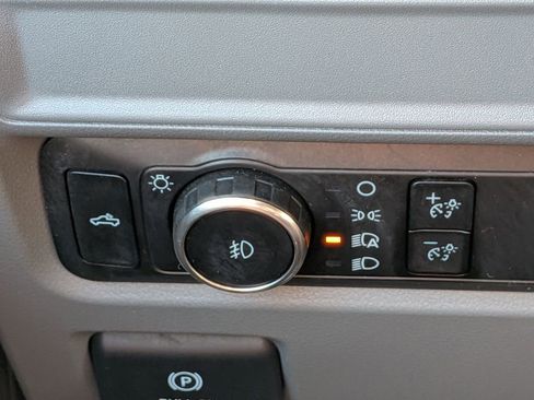 Used 2023 Ford F150 XLT image 25