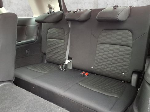 Used 2025 Nissan Pathfinder SV AWD/4WD image 8