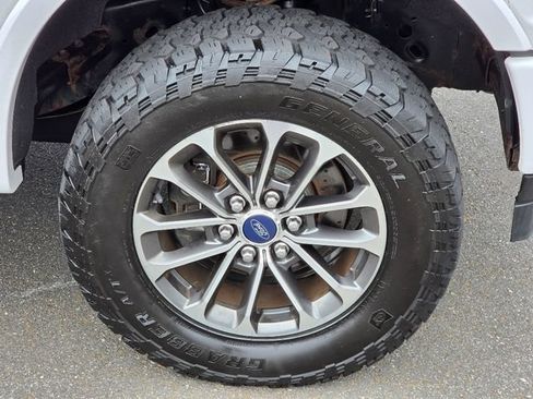 Used 2018 Ford F150 XLT w/ Equipment Group 302A Luxury AWD/4WD image 9