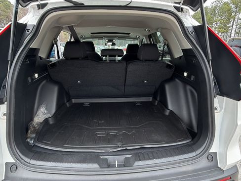Used 2025 Honda CR-V EX image 13