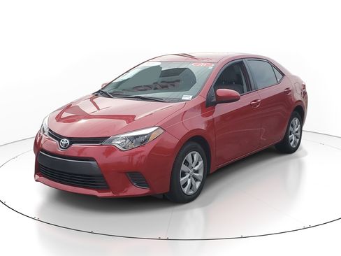 Certified 2016 Toyota Corolla LE FWD image 3