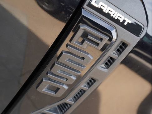 Used 2024 Ford F250 Lariat w/ Lariat Ultimate Package AWD/4WD image 8