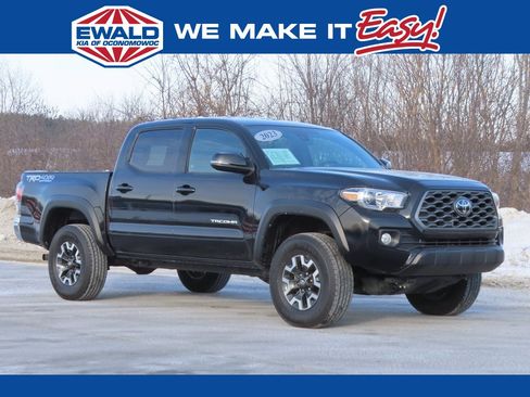 Used 2023 Toyota Tacoma TRD Off-Road image 1