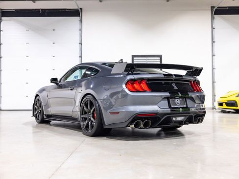 Used 2022 Ford Mustang Shelby GT500 w/ Carbon Fiber Track Pack image 6