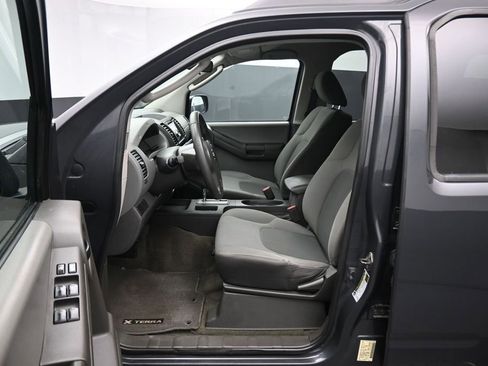 Used 2010 Nissan Xterra X AWD/4WD image 10
