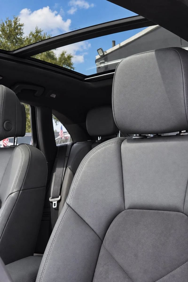 Used 2016 Porsche Macan S AWD/4WD image 14