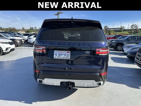 Used 2020 Land Rover Discovery Landmark image 3